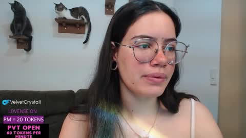 Snapshot of velvetcrystal chatting on 20, 9, 2025 Crystal PVT OPEN online show from 20, 9, 2025