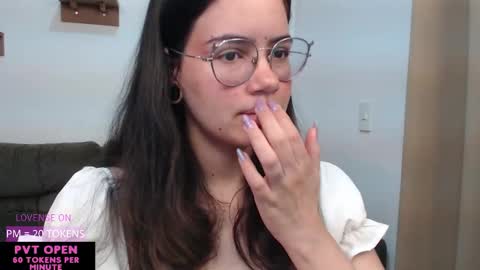 Snapshot of velvetcrystal chatting on 24, 9, 2025 Crystal PVT OPEN online show from 24, 9, 2025