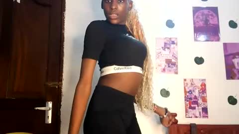 velvetdesiree online show from 14, 6, 2026