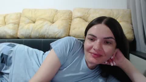 velvetmoon123 online show from 17, 4, 2026