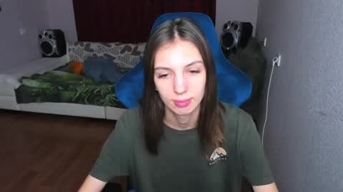 veneradi615 online show from 31, 1, 2025