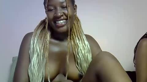 venom_kisses5050 online show from 10, 2, 2026