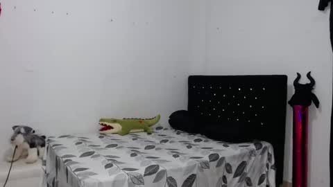 venus_menoza online show from 11, 2, 2025