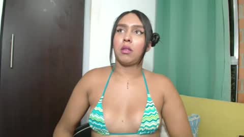 Snapshot of venus_speer chatting on 18, 1, 2025 Luisa online show from 18, 1, 2025