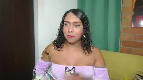 Snapshot of venus_speer chatting on 23, 1, 2025 Luisa online show from 23, 1, 2025