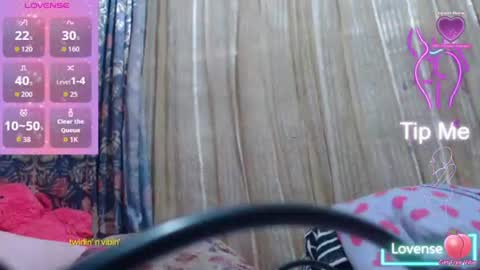 venuslovelatina online show from 8, 7, 2026