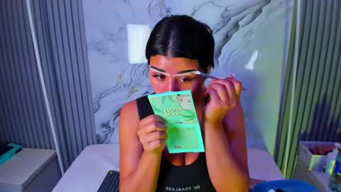 Venusowen  online show from 5, 6, 2026