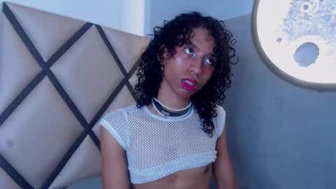 venuss_03 online show from 14, 2, 2026