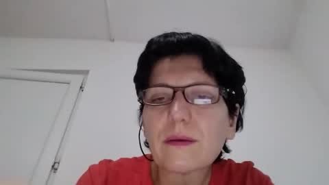 Snapshot of vera_elle chatting on 13, 10, 2025 Vera online show from 13, 10, 2025