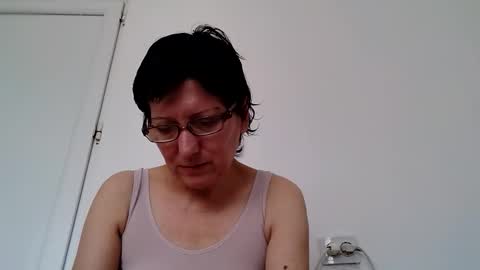 Snapshot of vera_elle chatting on 6, 11, 2025 Vera online show from 6, 11, 2025