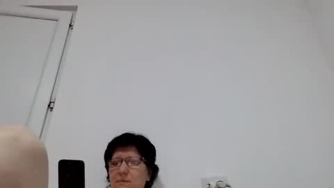 Snapshot of vera_elle chatting on 16, 12, 2025 Vera online show from 16, 12, 2025