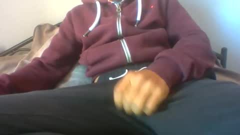 Snapshot of veramanx_x13 chatting on 12, 10, 2025 veramanx_x13 online show from 12, 10, 2025