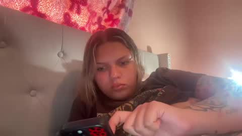 veranikimi online show from 4, 7, 2026