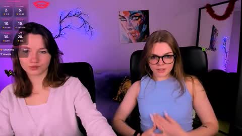 Snapshot of veronica_bubble chatting on 26, 11, 2025 Ronni online show from 26, 11, 2025