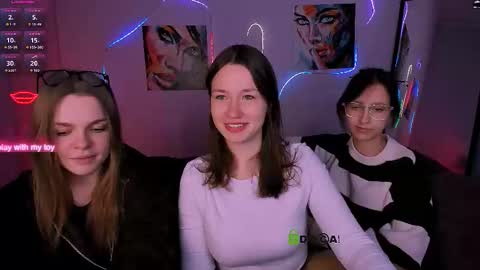 Snapshot of veronica_bubble chatting on 16, 1, 2026 Ronni online show from 16, 1, 2026