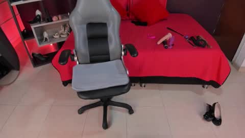 Vero Milf online show from 13, 3, 2026