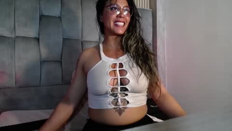 Snapshot of veronica_saenzz1 chatting on 17, 1, 2025 Vero online show from 17, 1, 2025