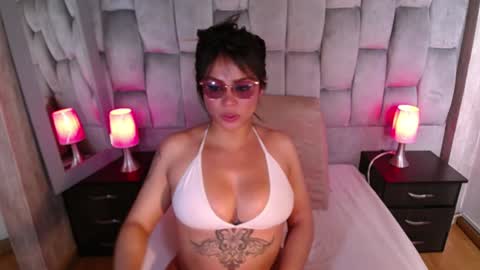 Snapshot of veronica_saenzz1 chatting on 18, 1, 2025 Vero online show from 18, 1, 2025