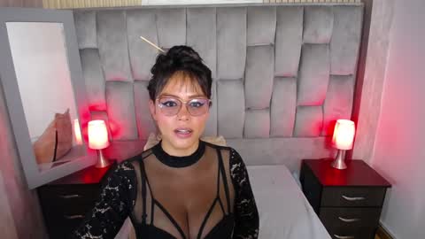Snapshot of veronica_saenzz1 chatting on 31, 1, 2025 Vero online show from 31, 1, 2025