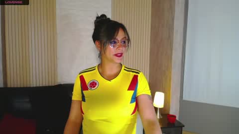 Snapshot of veronica_saenzz1 chatting on 23, 6, 2026 Vero online show from 23, 6, 2026