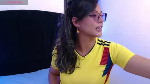 Snapshot of veronica_saenzz1 chatting on 3, 7, 2026 Vero online show from 3, 7, 2026