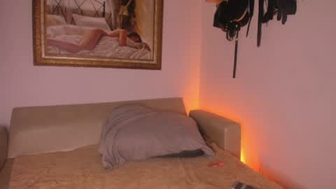 veronicasmith_os online show from 24, 6, 2026