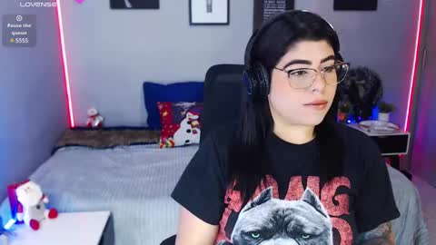 Miss Veronika online show from 17, 12, 2024