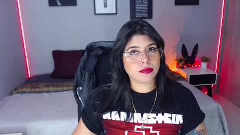 Miss Veronika online show from 30, 1, 2025