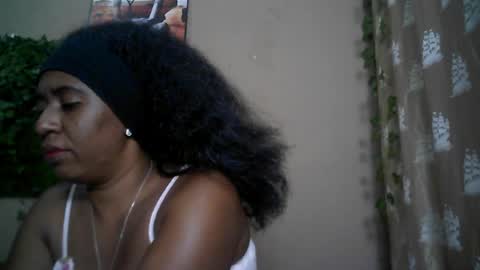 Snapshot of verronique1511 chatting on 14, 6, 2026 verronique1511 online show from 14, 6, 2026