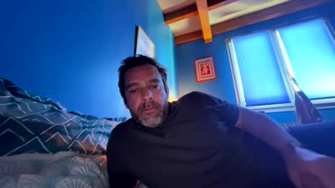 versatilebi7 online show from 11, 10, 2025