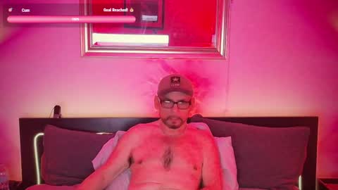 Snapshot of verspig7 chatting on 20, 2, 2025 VersPig7 online show from 20, 2, 2025