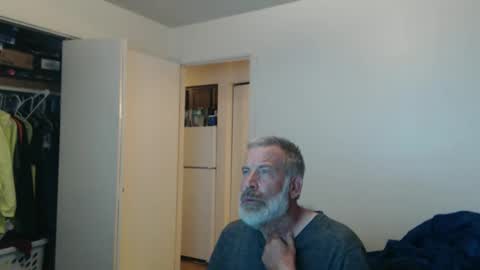 hairy man online show from 17, 2, 2026
