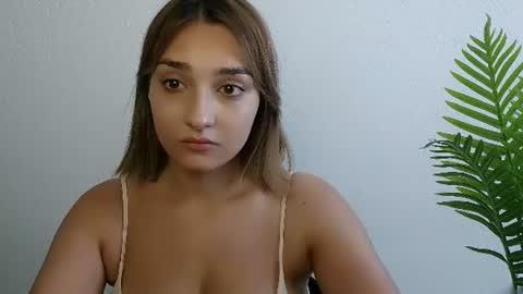 Snapshot of veryveryshygirl chatting on 3, 7, 2026 Ana online show from 3, 7, 2026