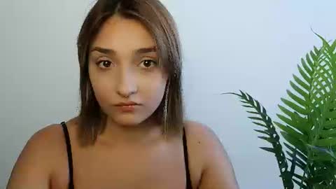 Snapshot of veryveryshygirl chatting on 16, 7, 2026 Ana online show from 16, 7, 2026