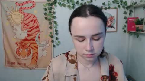 Snapshot of veryveryvery_shy chatting on 19, 6, 2026 veryveryvery_shy online show from 19, 6, 2026