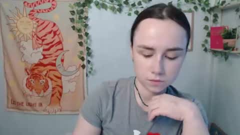 Snapshot of veryveryvery_shy chatting on 2, 7, 2026 veryveryvery_shy online show from 2, 7, 2026