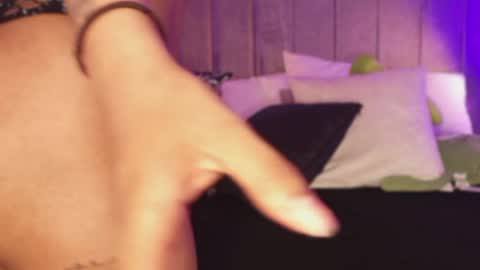 Sthefanny online show from 17, 2, 2025