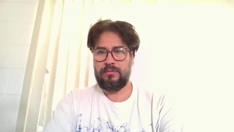 vesturelove online show from 11, 9, 2025