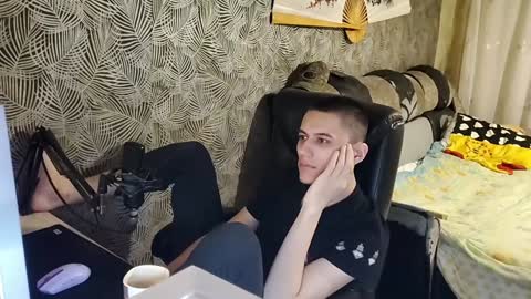 Snapshot of vialeras chatting on 8, 1, 2025 vialeras online show from 8, 1, 2025