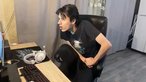 Snapshot of vialeras chatting on 15, 12, 2025 vialeras online show from 15, 12, 2025