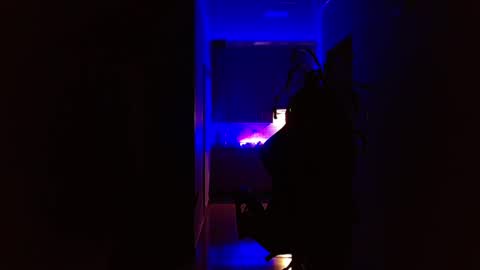 Ariana  online show from 3, 3, 2025