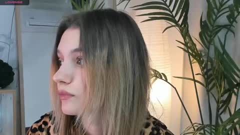 Mikky online show from 7, 3, 2025