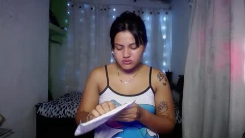 Snapshot of vic_nahomic chatting on 1, 11, 2025 vic_nahomic online show from 1, 11, 2025