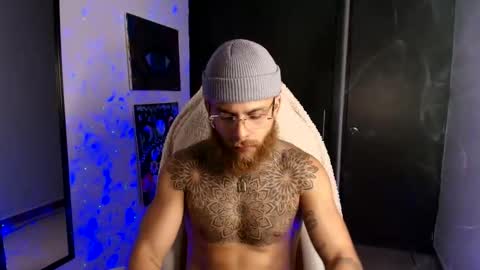 vickingcock7 online show from 13, 5, 2026