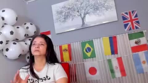  Vicky  online show from 18, 6, 2026