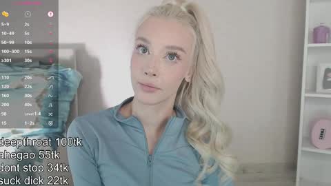 Snapshot of vickyfuckingdoll chatting on 5, 4, 2026 vickyfuckingdoll online show from 5, 4, 2026