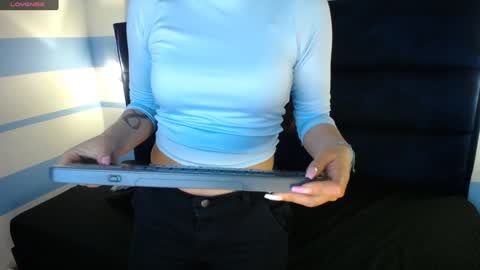 Victoria  online show from 31, 1, 2025