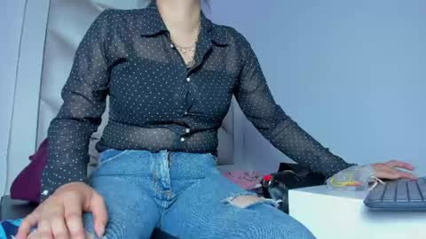 Snapshot of victoria__js_ chatting on 13, 7, 2026 Victoria online show from 13, 7, 2026
