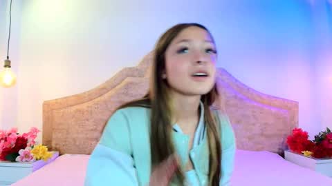 Snapshot of victoria_adams14 chatting on 28, 12, 2024 Victoria for you online show from 28, 12, 2024