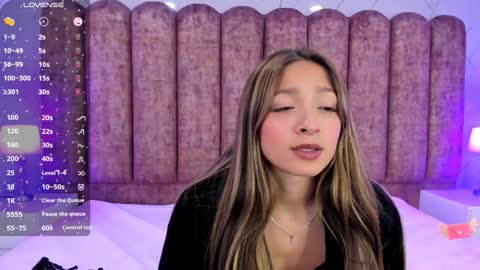 Snapshot of victoria_adams14 chatting on 11, 1, 2025 Victoria for you online show from 11, 1, 2025
